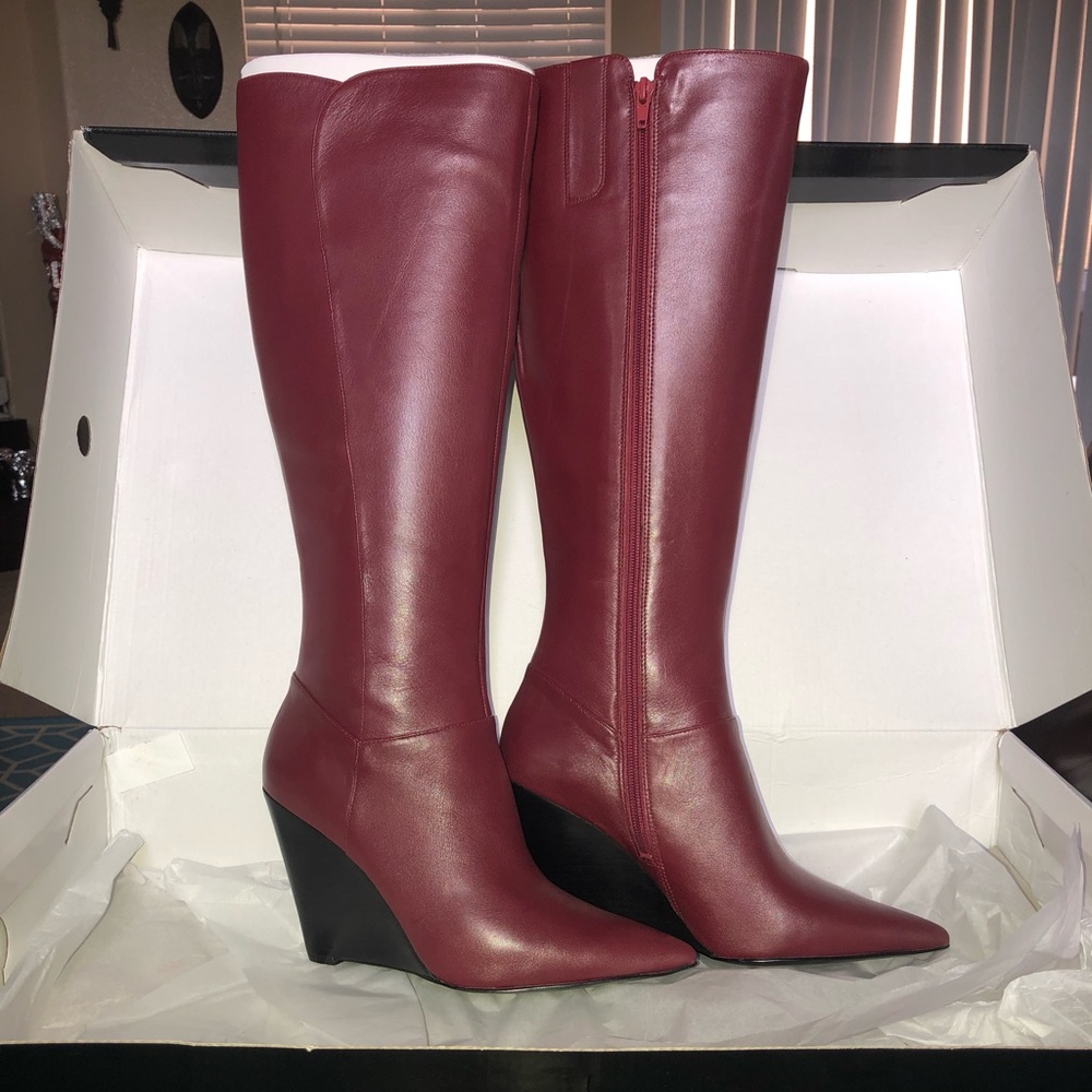Nine West Knee-High boots. ** Sold**